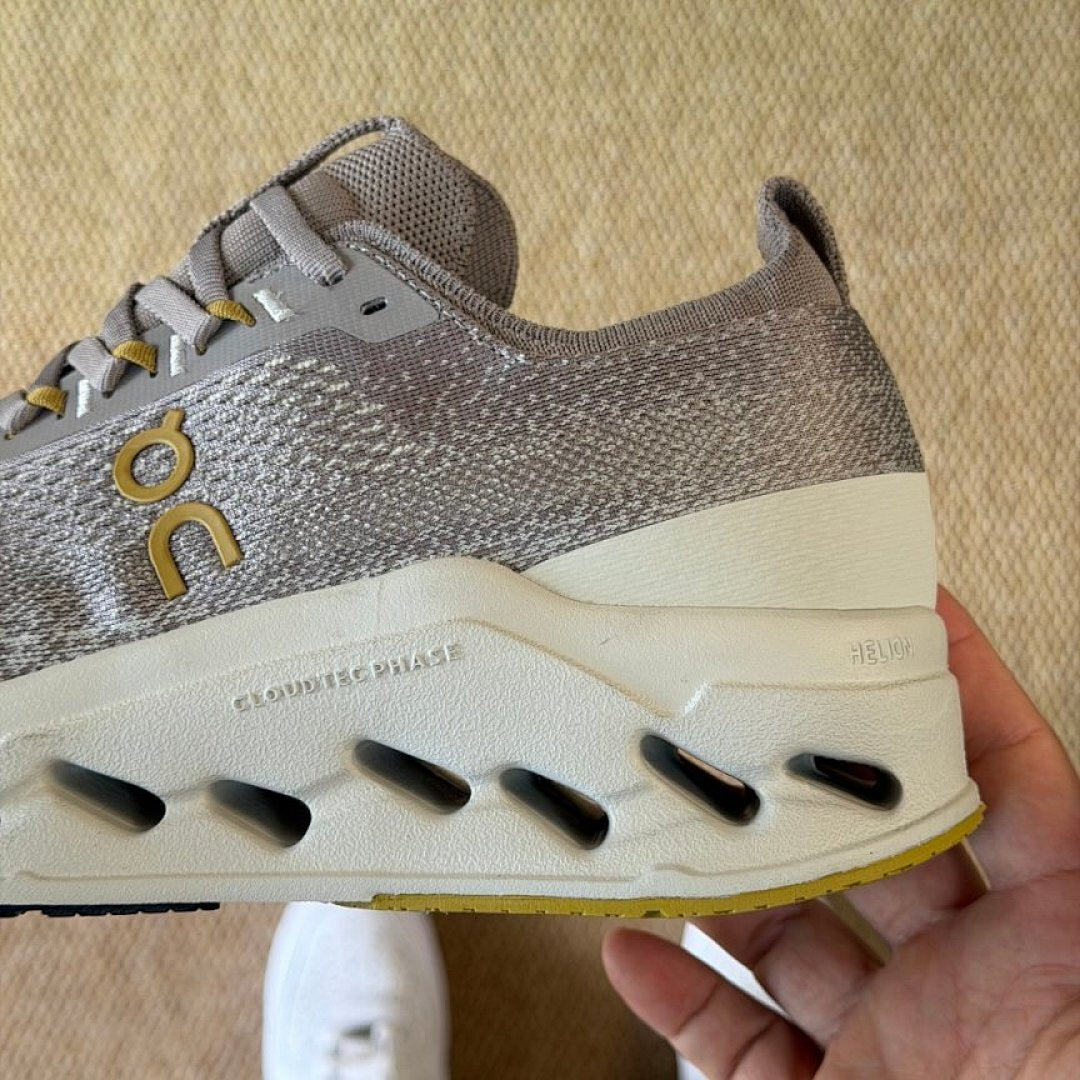On Running Cloudmonster Running Shoes - Alloy/Glacier