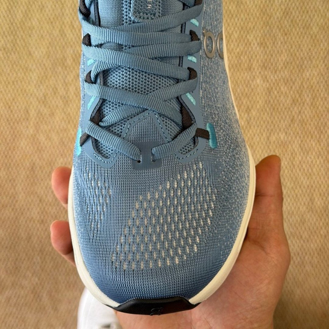 On CloudTec Phase Undyed Sky Light Blue Running Shoes 30.98270