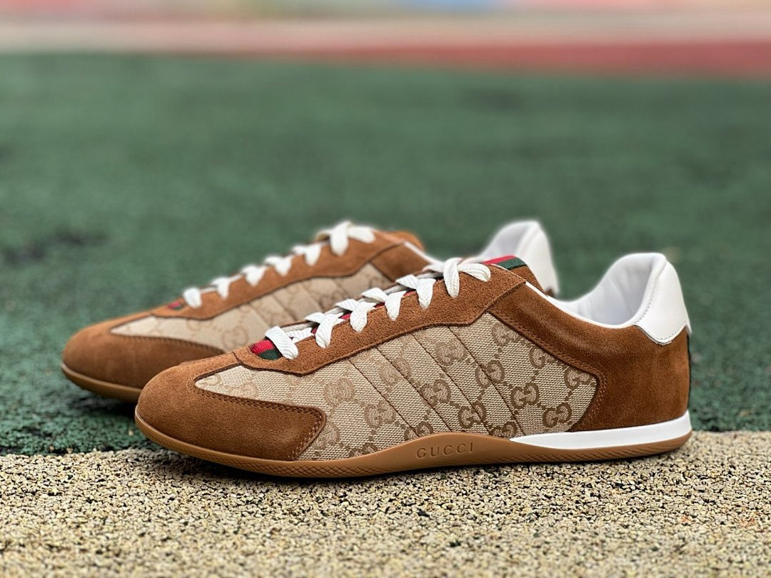 Gucci Run GG Canvas Suede Web Stripe Low-Top Sneakers Brown Beige