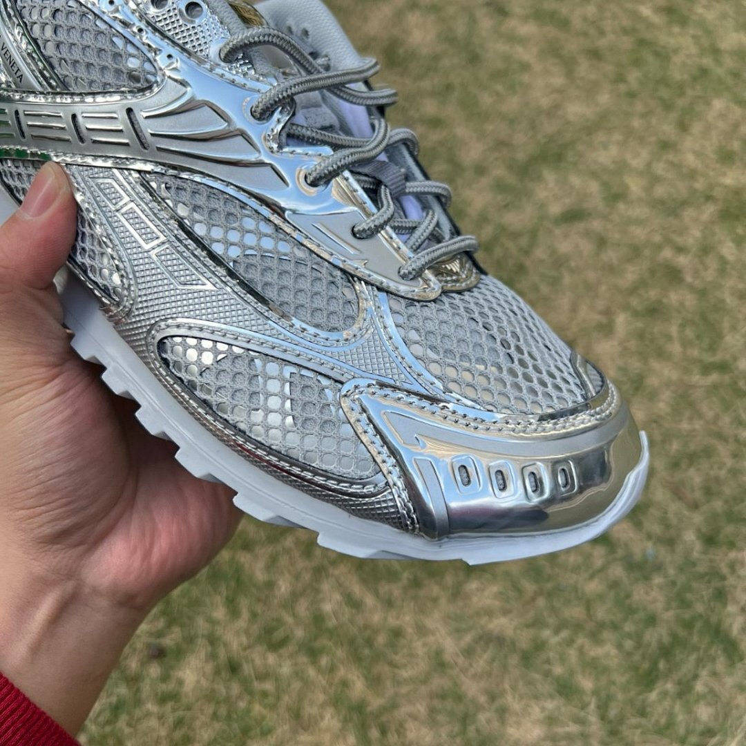 Bottega Veneta Orbit Sneakers Silver Metallic Mesh 760980V2O508007