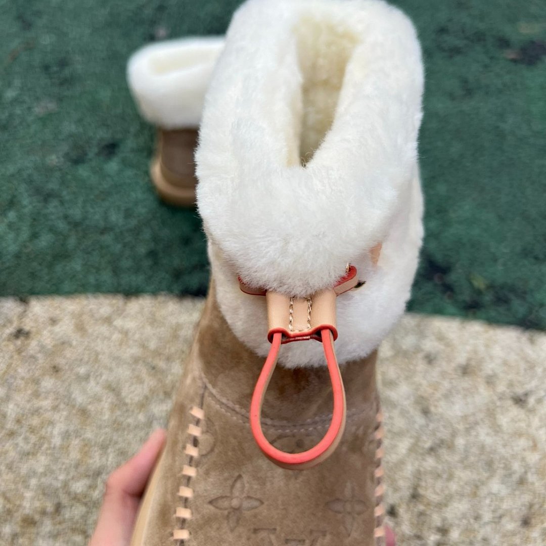 Louis Vuitton Women's Snowdrop Flat Boot Monogram Suede Shearling Fur-Lined Platform Winter Ankle Boots Brown Taupe