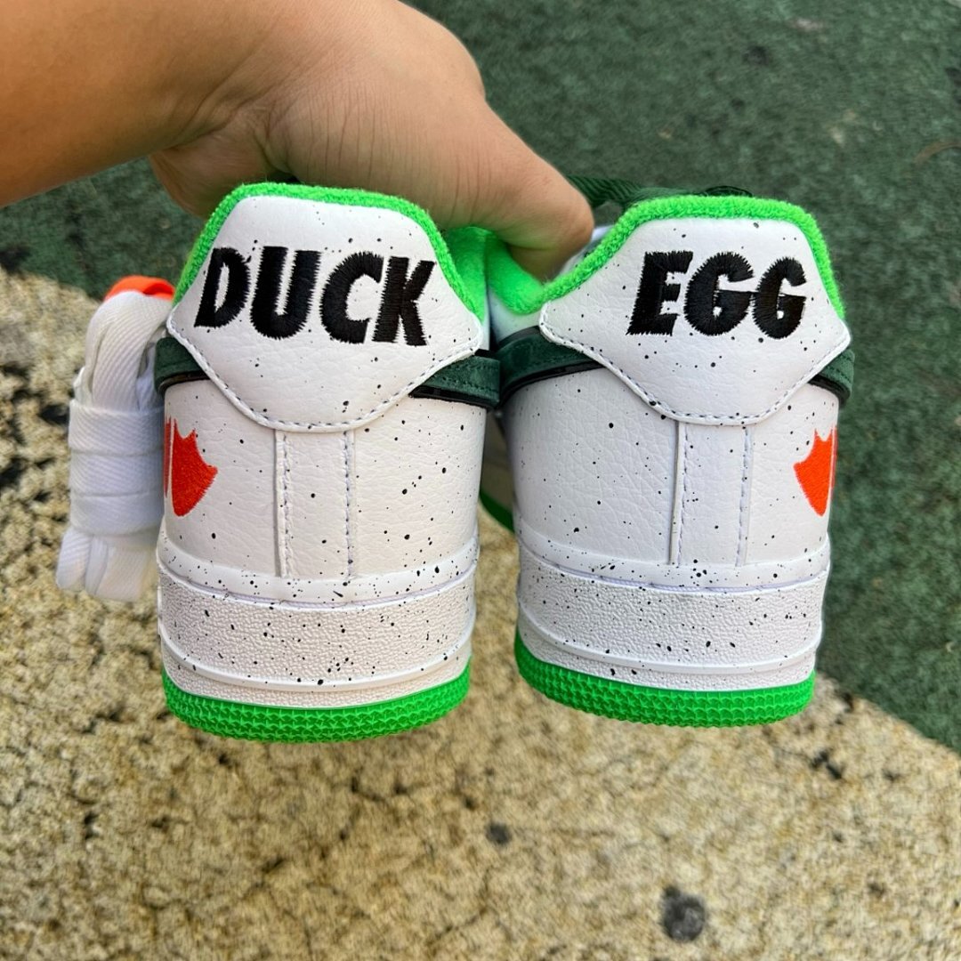 Nike Air Force 1 Low Oregon Ducks Green White Speckle Duck Feet Sneakers