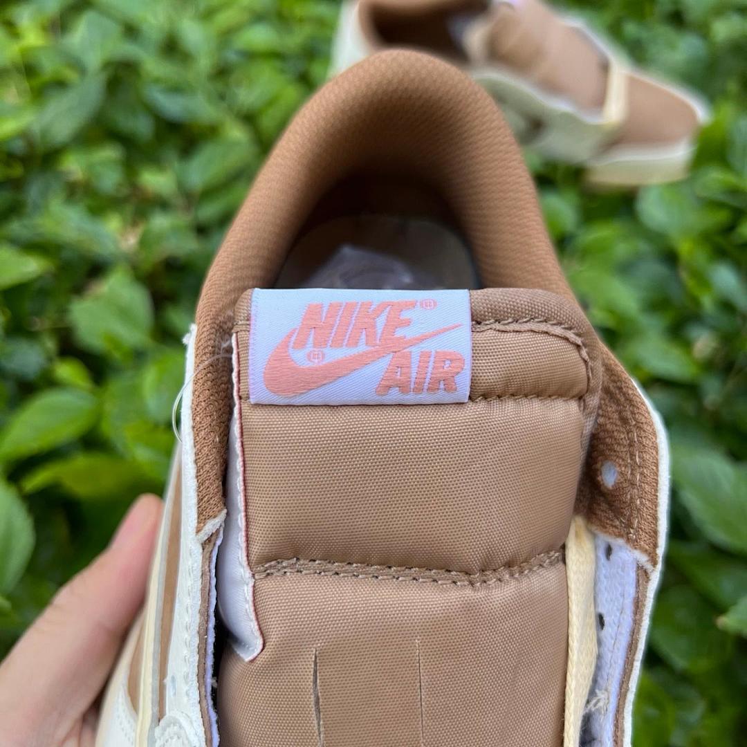 Nike Air Jordan 1 Low OG SP Travis Scott Reverse Mocha DM7866-162 Brown Cream Reverse Swoosh Sneakers