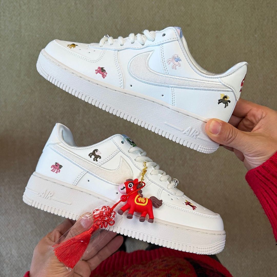 Nike Air Force 1 Low 'Year of the Dragon' 2024 White Embroidered Lunar New Year Sneakers FZ5069-111