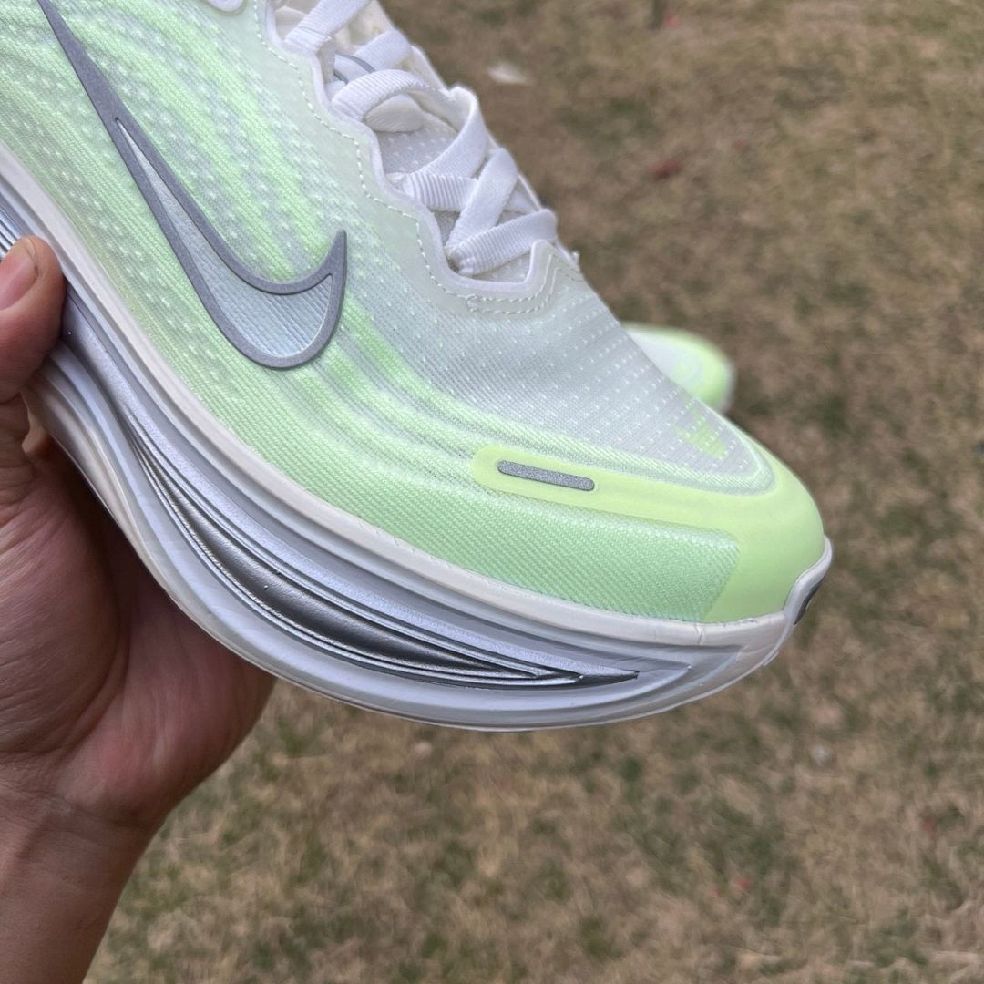 Nike Invincible 3 ZoomX Barely Volt White Platinum Tint Max Cushion Running Shoes DR2615-700