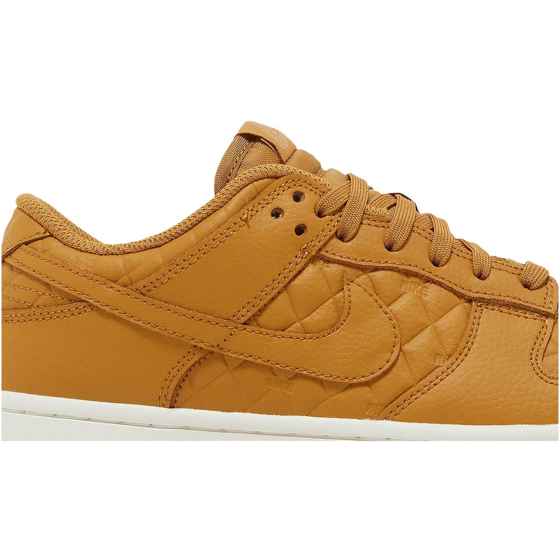 ( Women ) Nike Dunk Low 'Quilted Wheat' ( Wmns ) DX3374-700