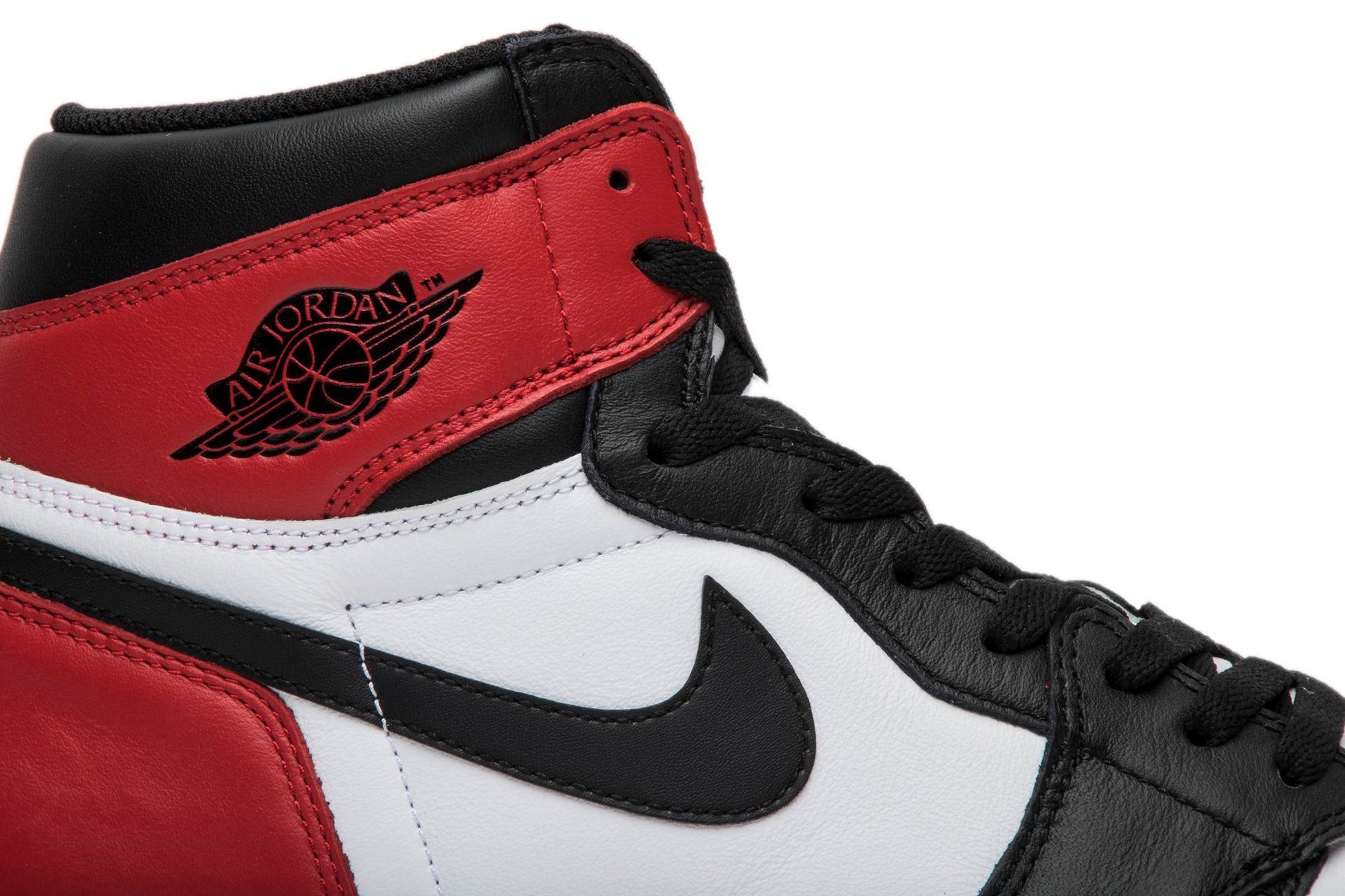 Air Jordan 1 Retro High OG Black Toe 2016 555088-125