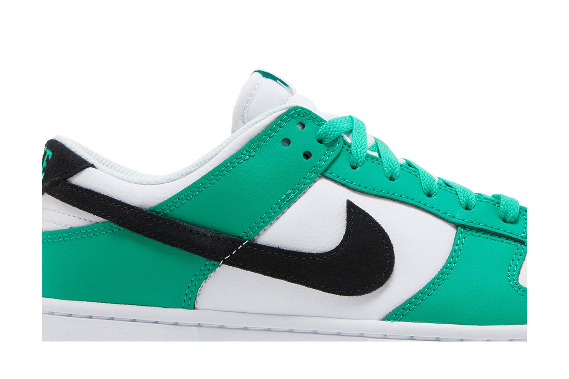 Nike Dunk Low Celtics FN3612-300