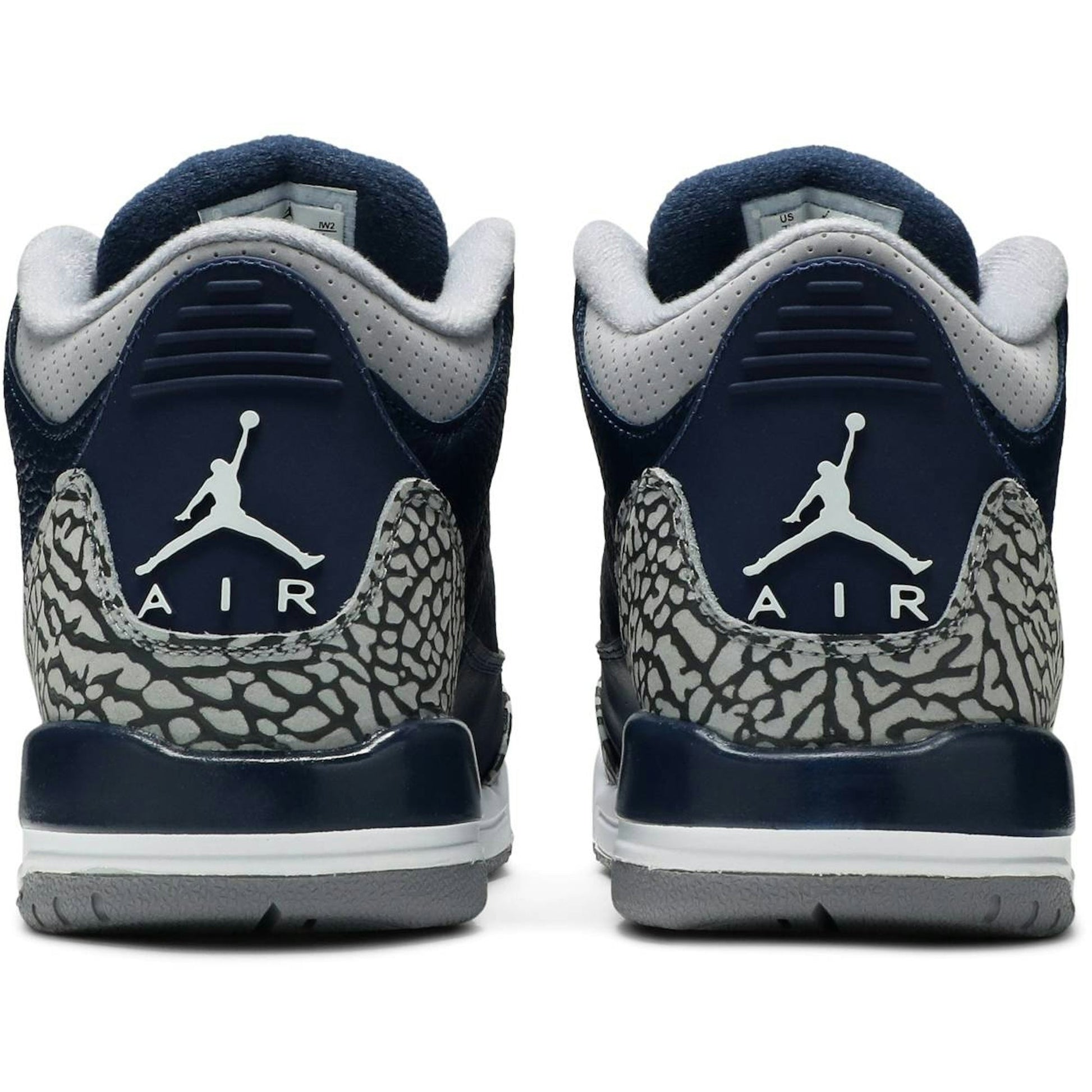 ( Grade School ) Air Jordan 3 Retro Georgetown 398614-401