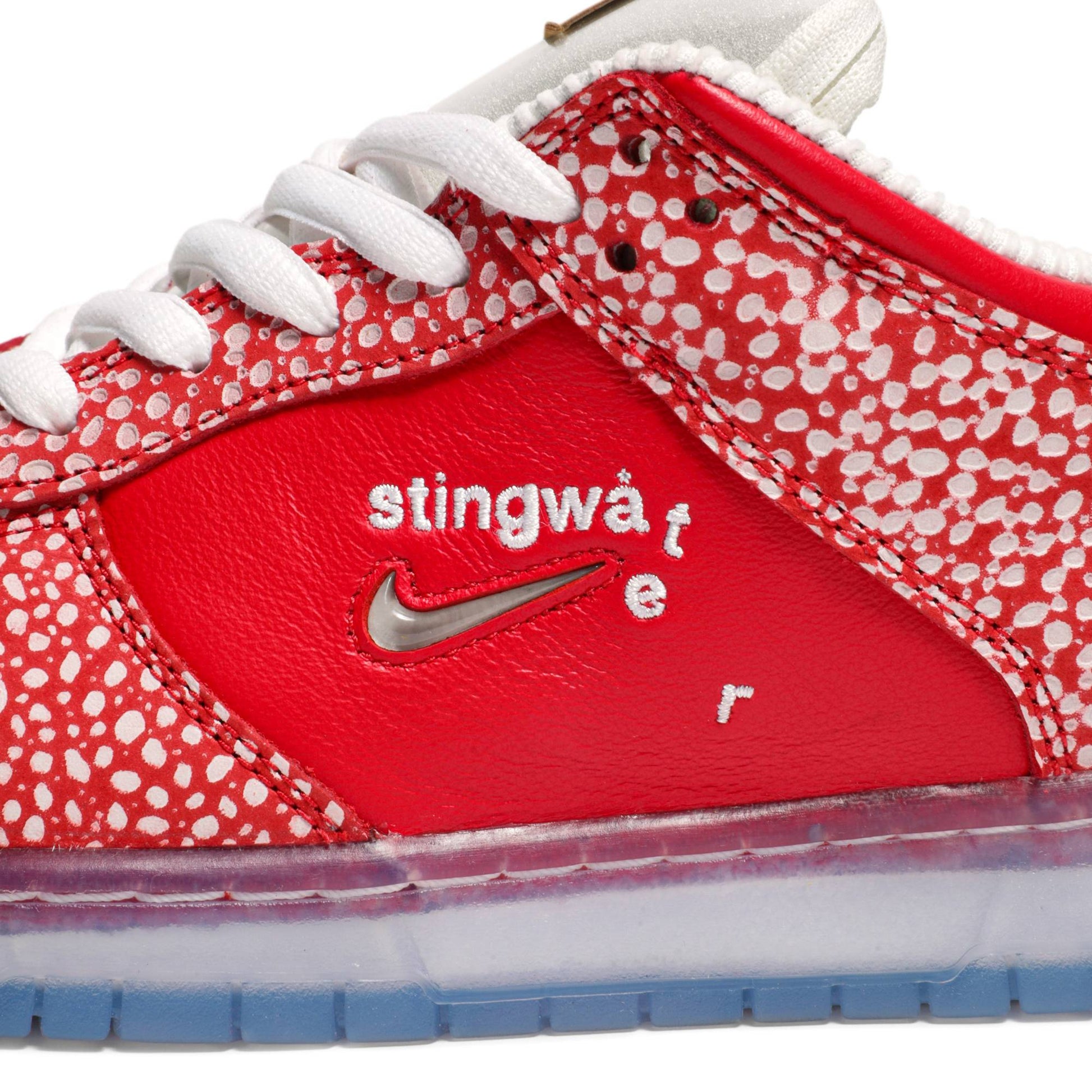Stingwater X Nike SB Dunk Low Magic Mushroom DH7650-600