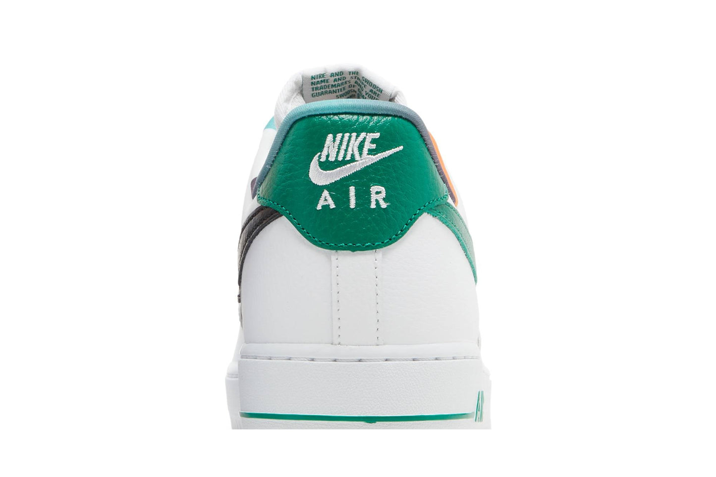 Nike Air Force 1 '07 LV8 Low EMBz DM0109-100