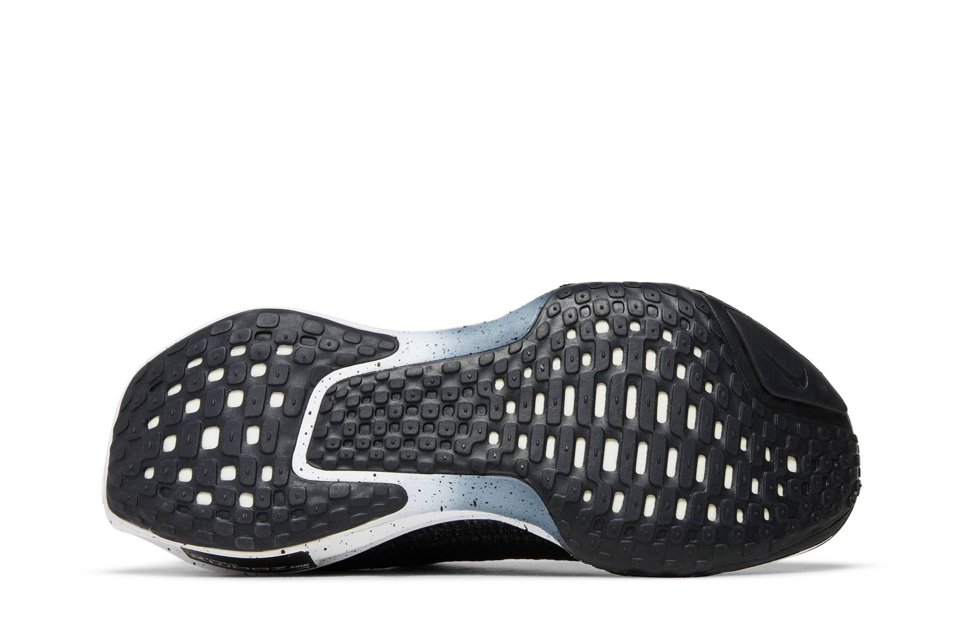 Nike ZoomX Invincible Run Flyknit 3 'Oreo' DR2615-002