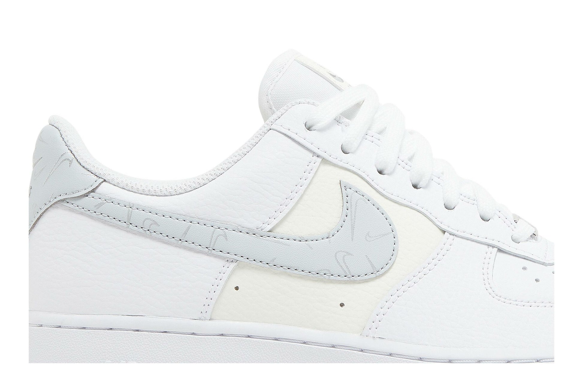 ( Women ) Nike Air Force 1 07 Mini Swooshes DV2237-100