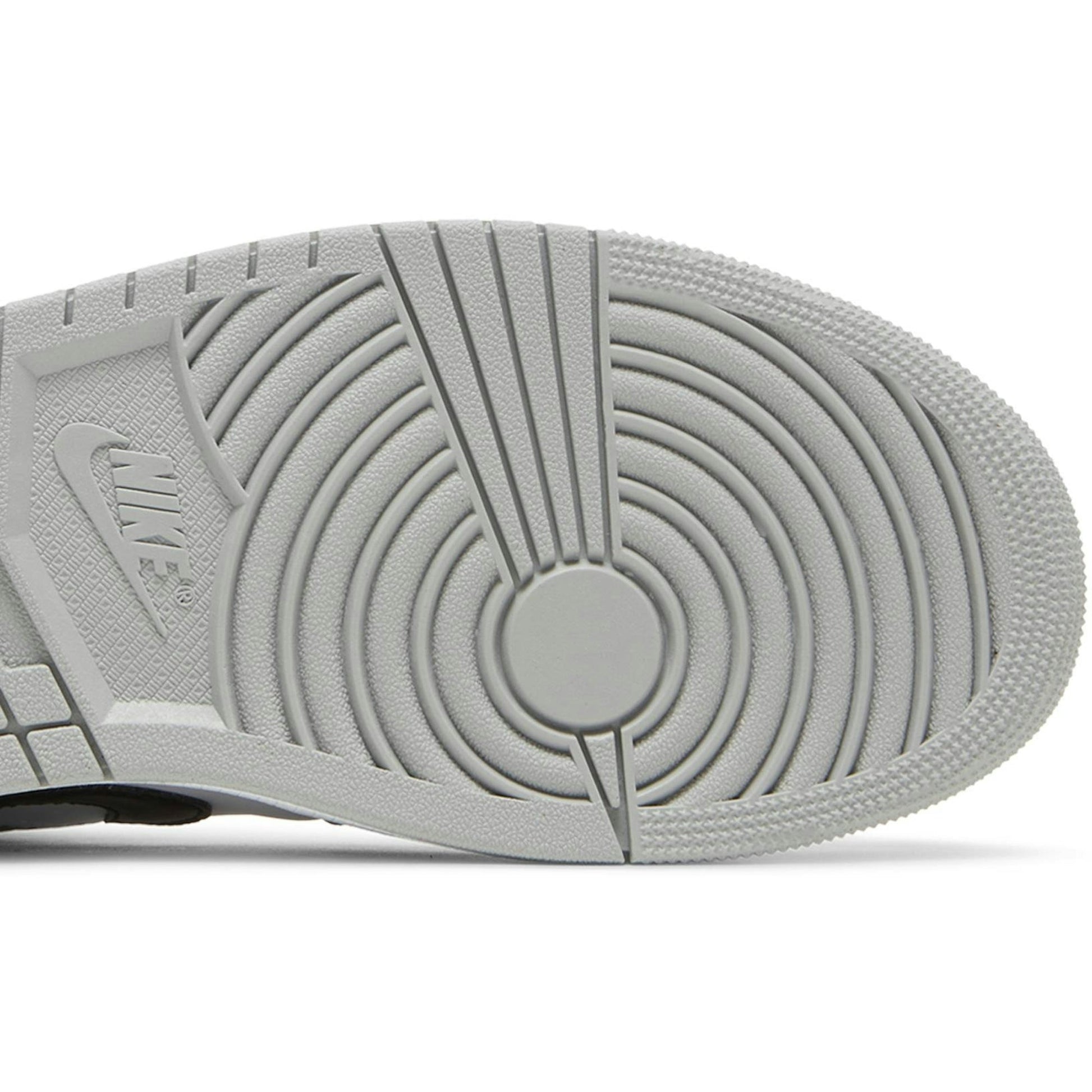 Air Jordan 1 Low Shadow Toe 553558-052