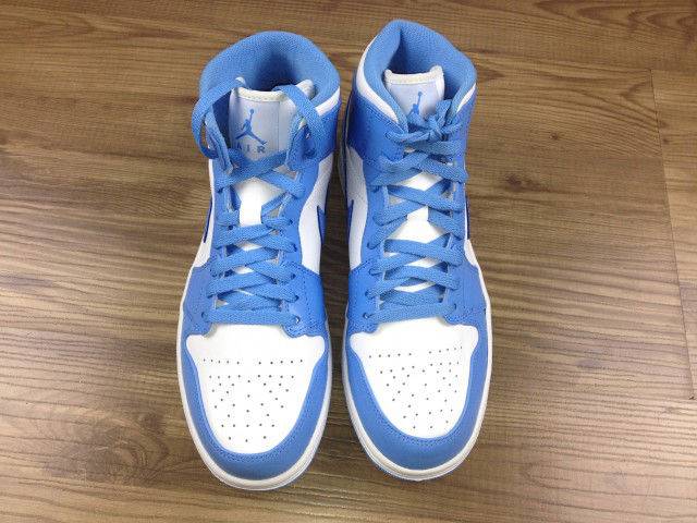 Air Jordan 1 Mid UNC 554724-106