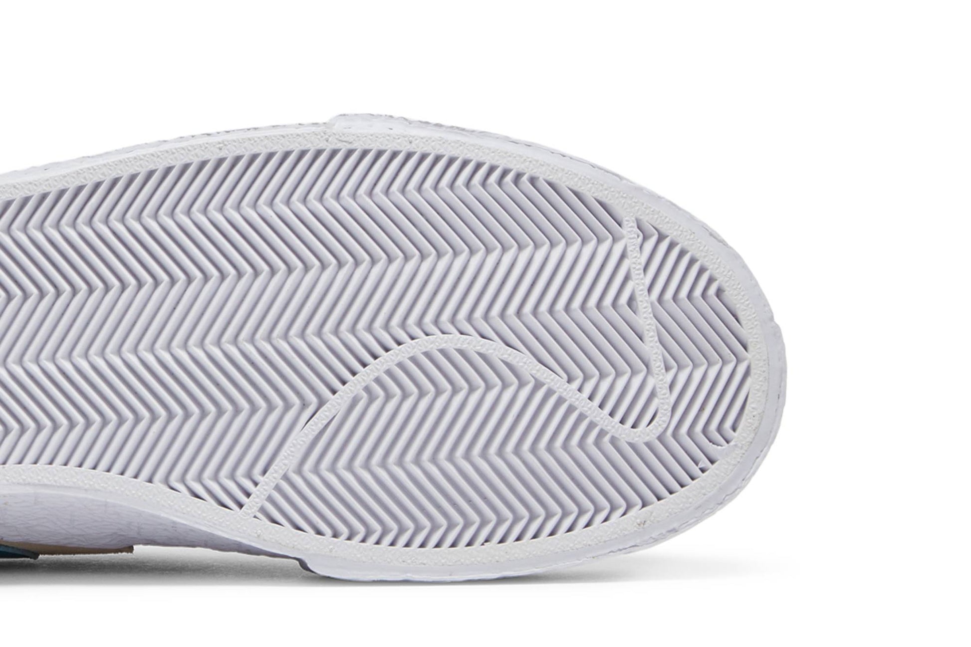 KAWS X Sacai X Nike Blazer Low Reed DM7901-200