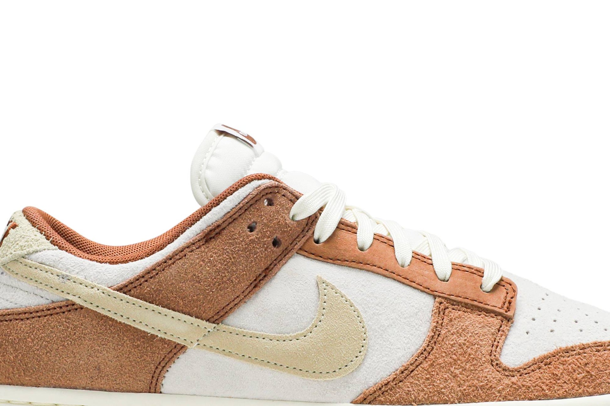 Nike Dunk Low Premium 'Medium Curry' DD1390-100