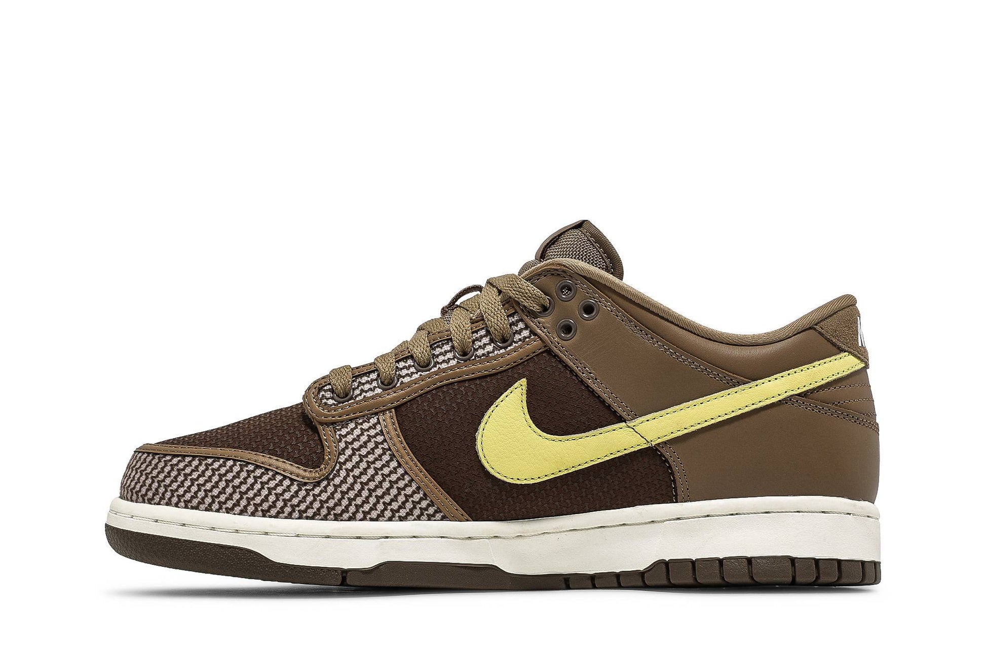 UNDEFEATED X Nike Dunk Low SP Canteen DH3061-200