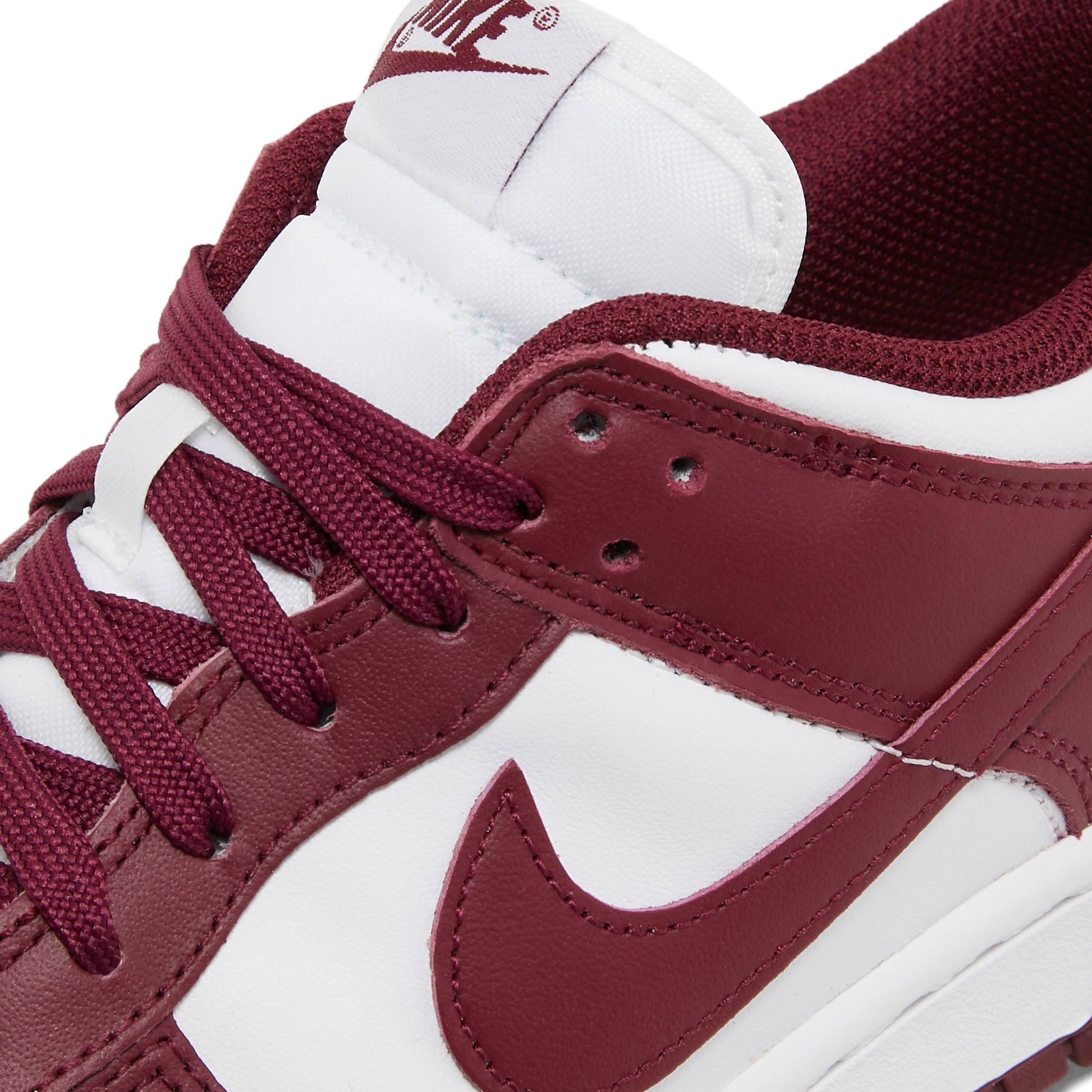 ( Women ) Nike Dunk Low 'Dark Beetroot' DD1503-108