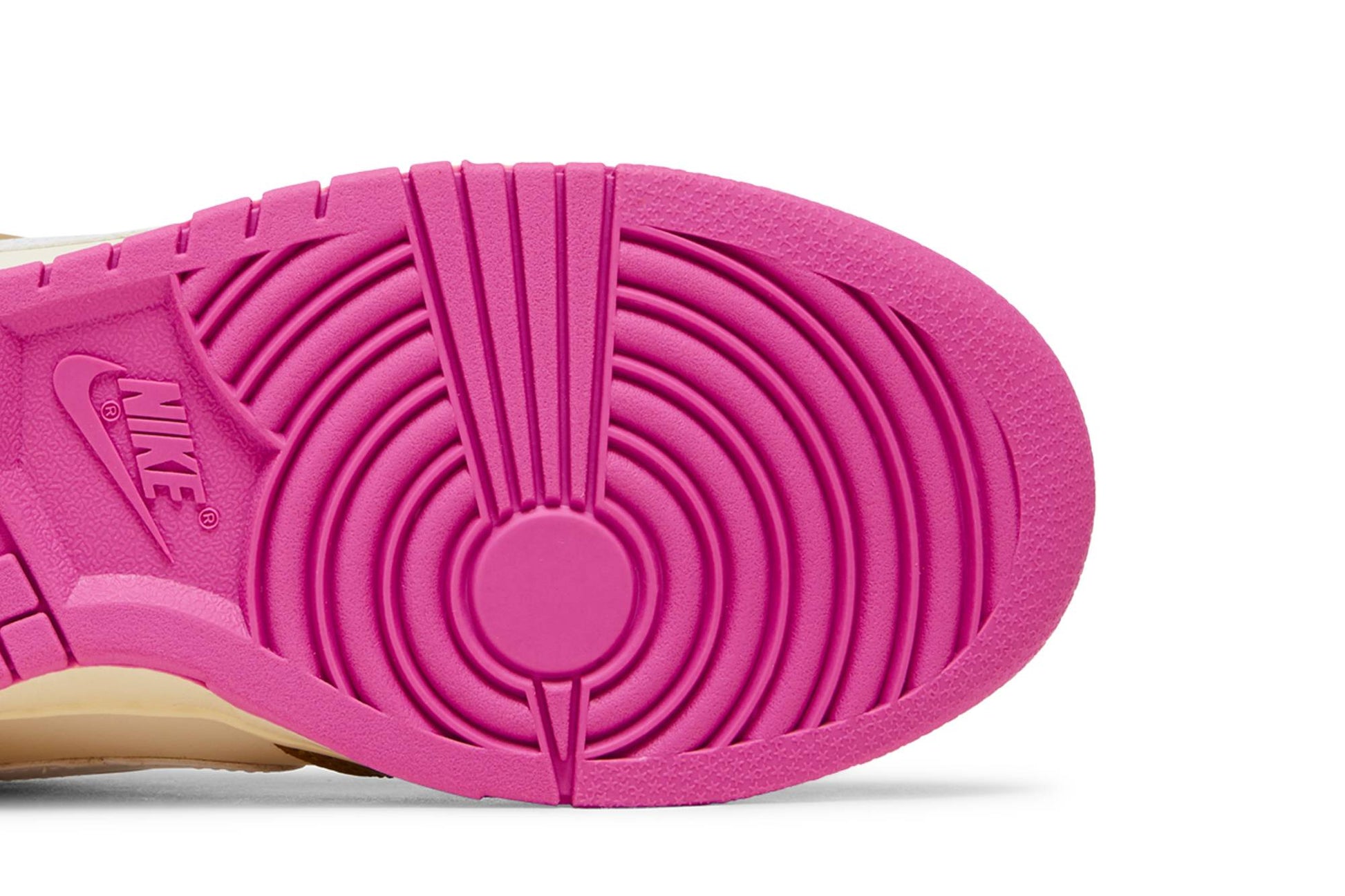 ( Women ) Nike Dunk Low SE Dance – Bronzine Pink FD8683-700