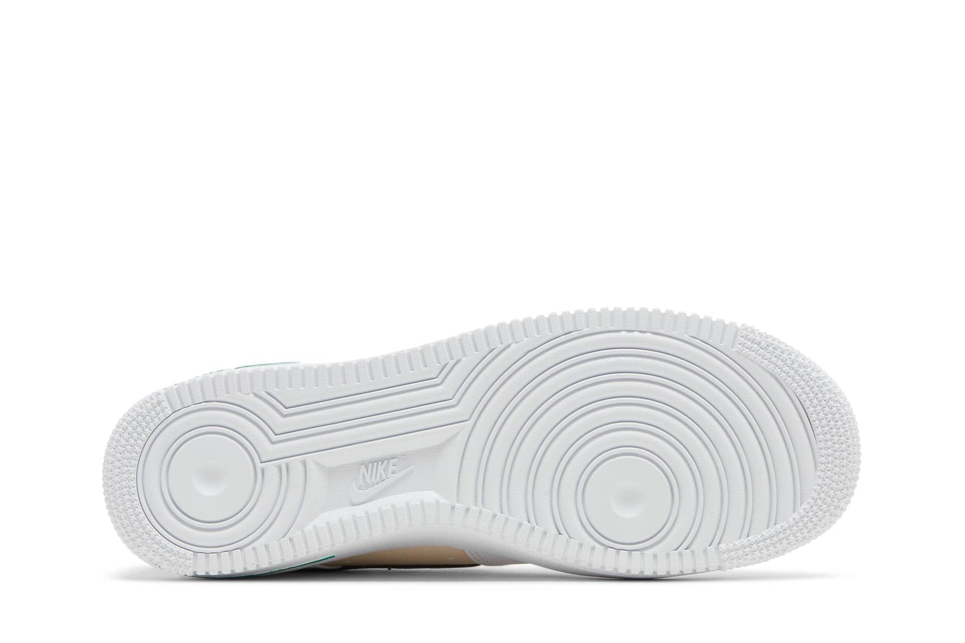 Nike Air Force 1 '07 LV8 Low EMBz DM0109-100