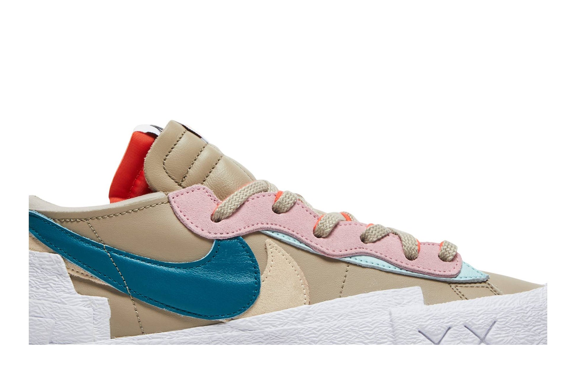 KAWS X Sacai X Nike Blazer Low Reed DM7901-200