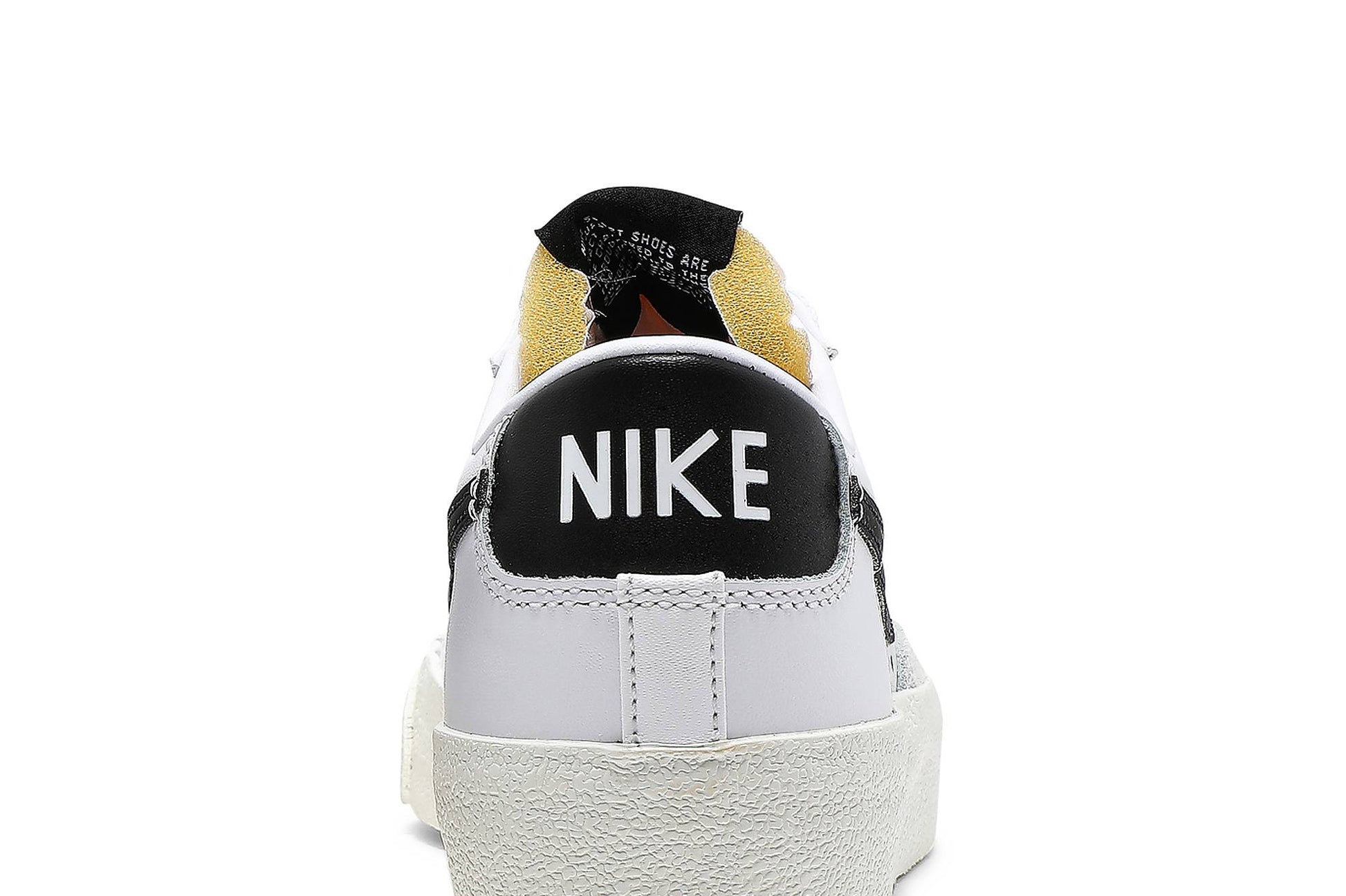 ( Women ) Nike Blazer Low '77 'White Black' DC4769-102