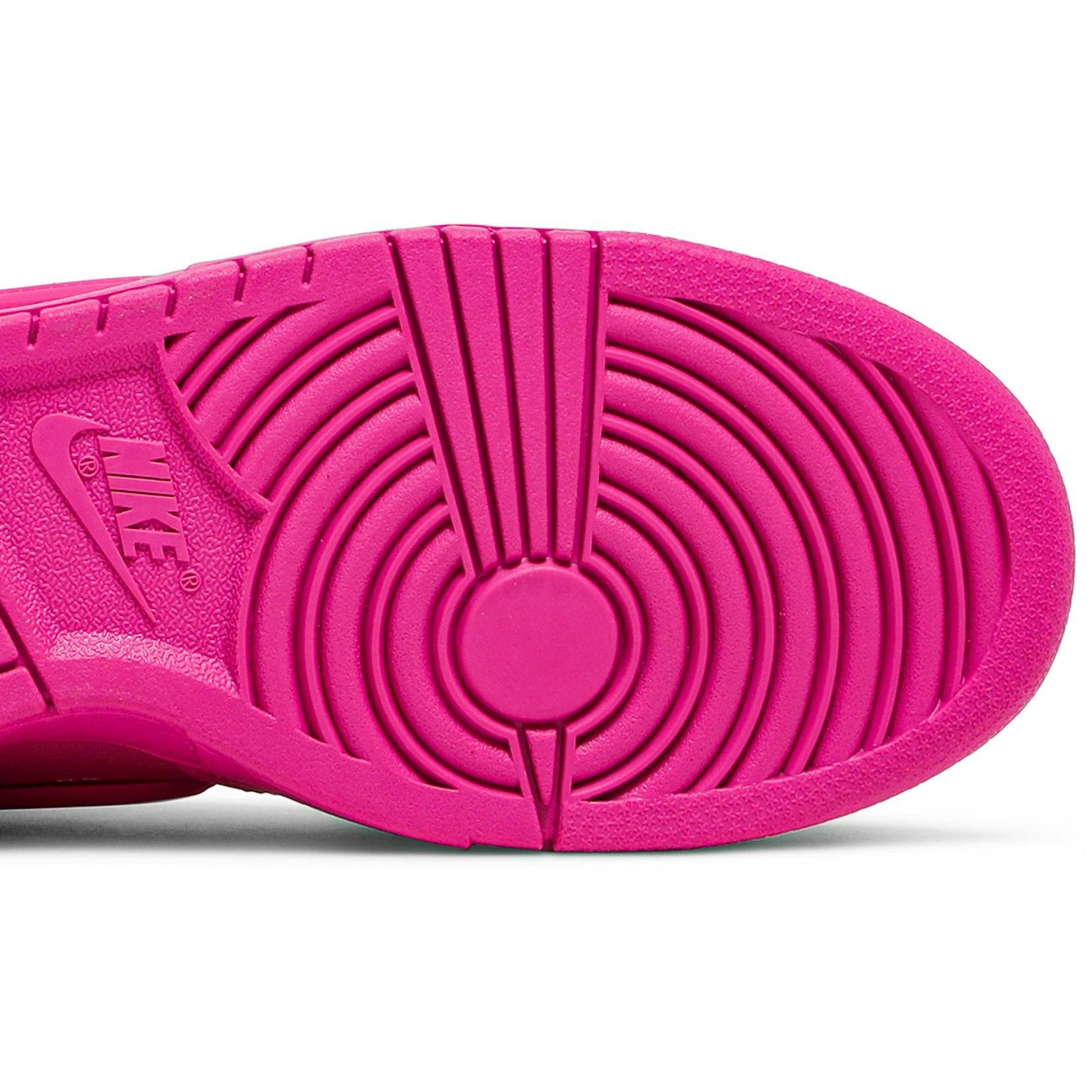 AMBUSH X Nike Dunk High 'Cosmic Fuchsia' CU7544-600