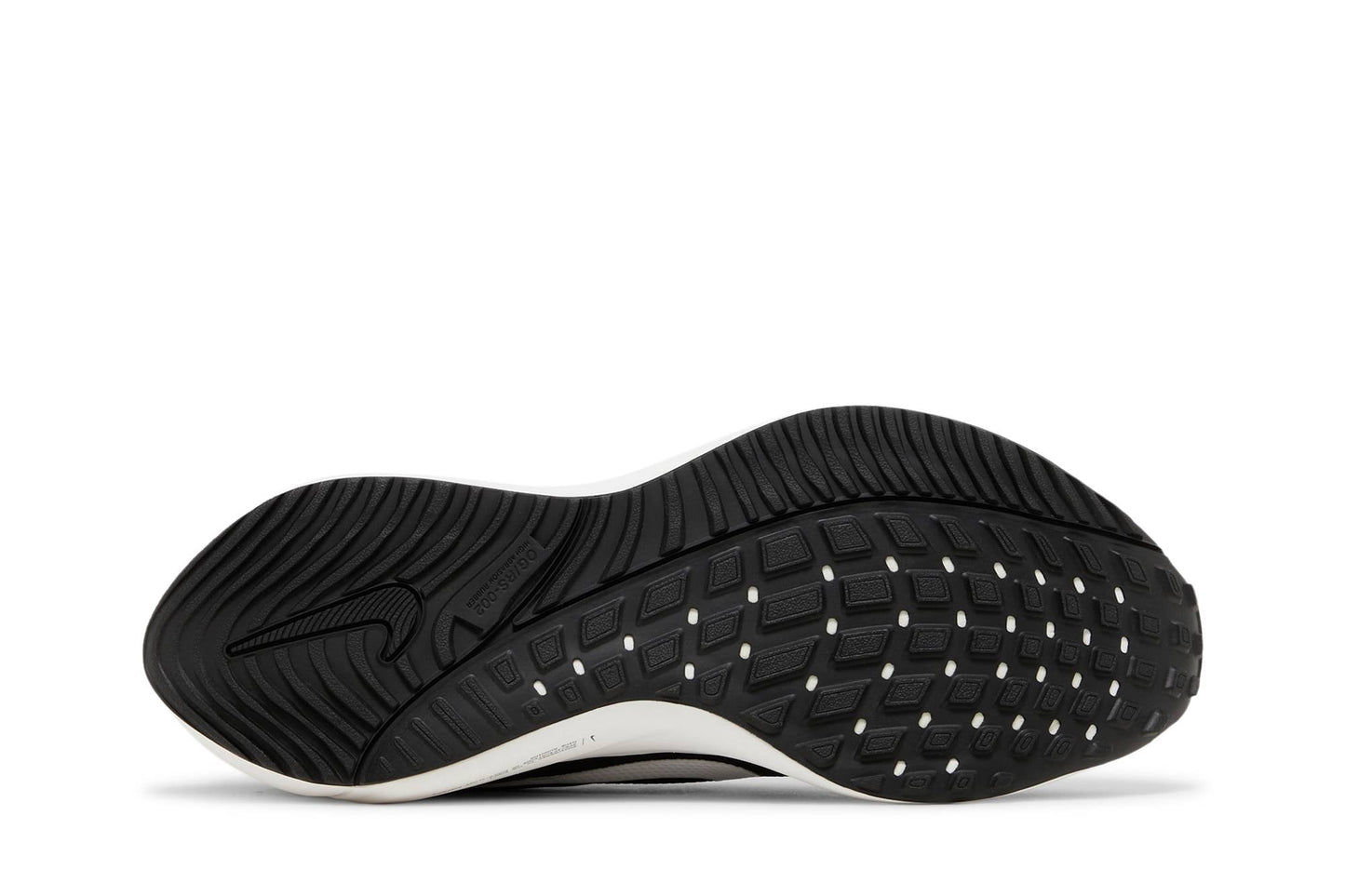 Nike Air Zoom Vomero 16 Black White DA7245-001