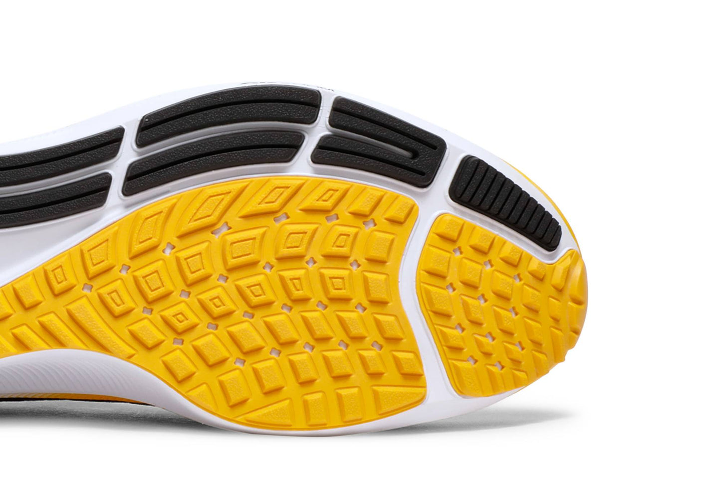 Nike Air Zoom Pegasus 38 'Black University Gold' DM7602-001