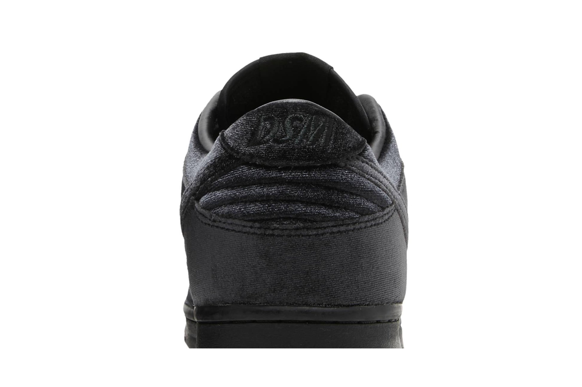 Dover Street Market X Nike Dunk Low 'Triple Black' DH2686-002