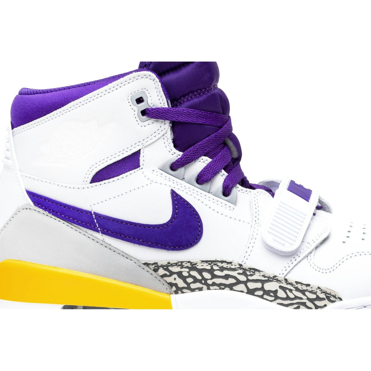 Air Jordan Legacy 312 'Lakers' AV3922-157