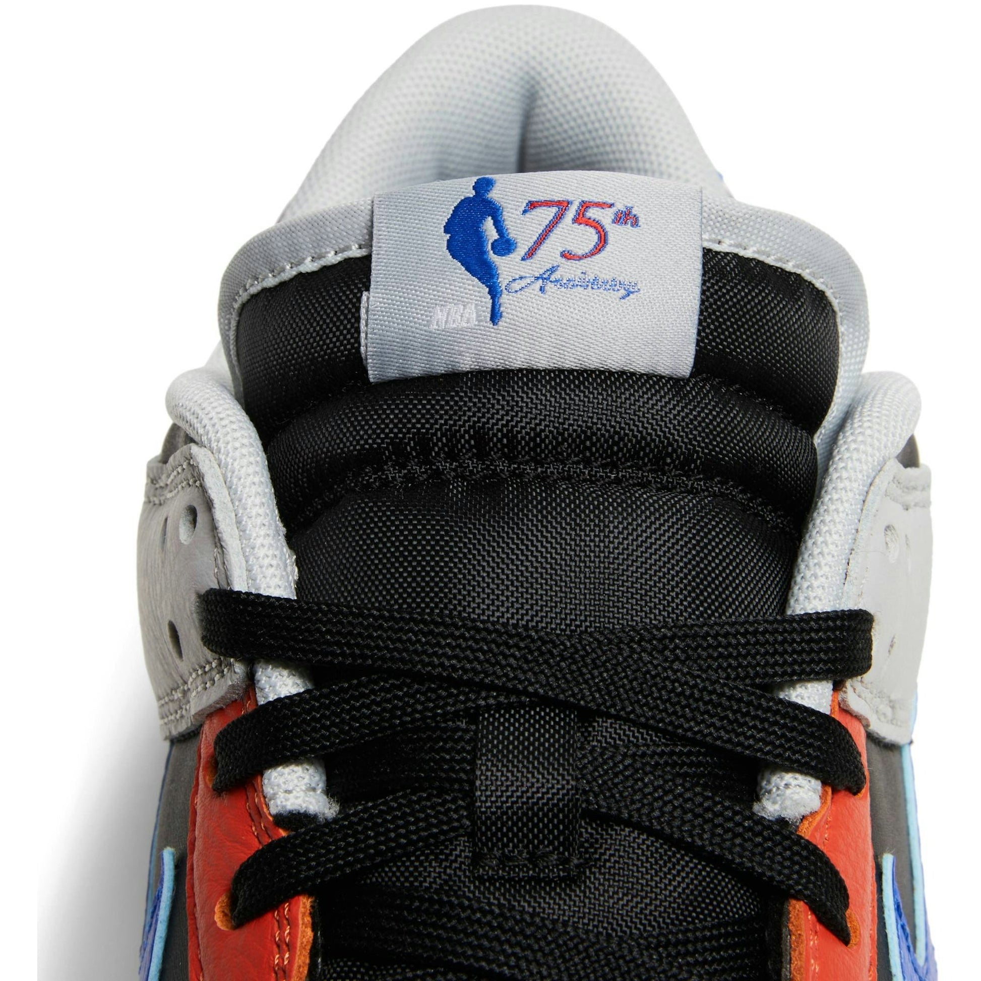 NBA X Nike Dunk Low EMB '75th Anniversary Knicks' DD3363-002