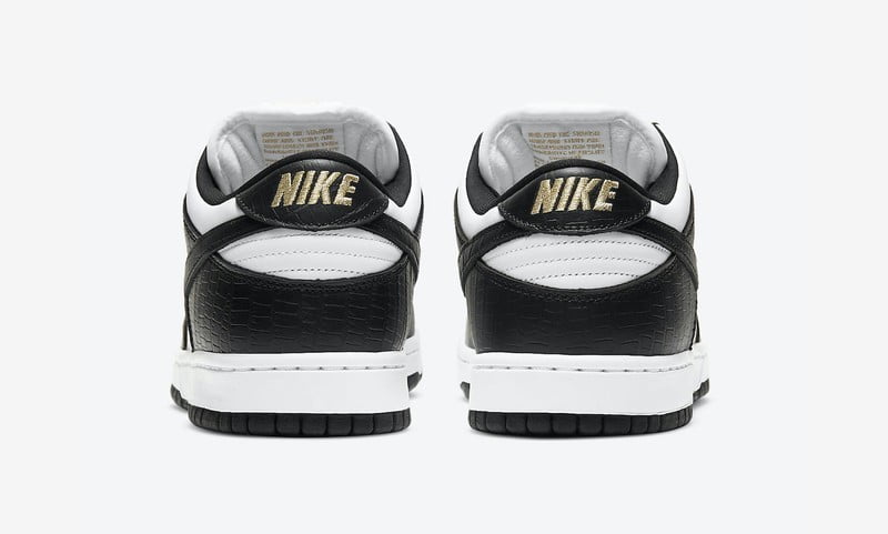 Supreme X Nike SB Dunk Low Stars Black