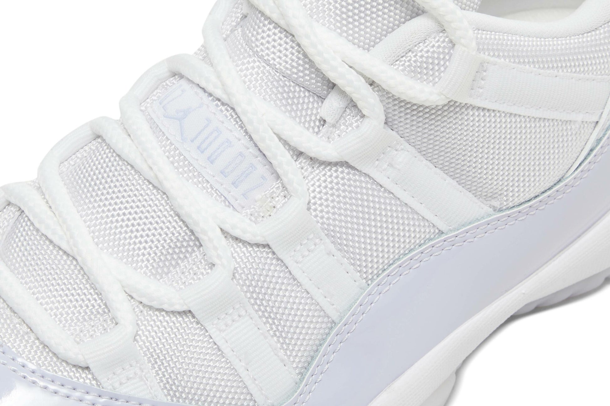 ( Women ) Air Jordan 11 Low Pure Violet AH7860-101