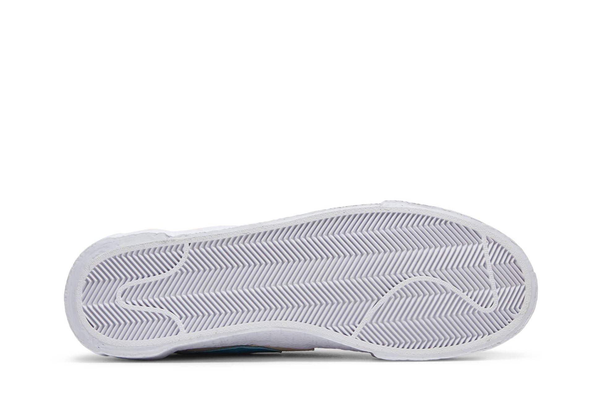 KAWS X Sacai X Nike Blazer Low Reed DM7901-200