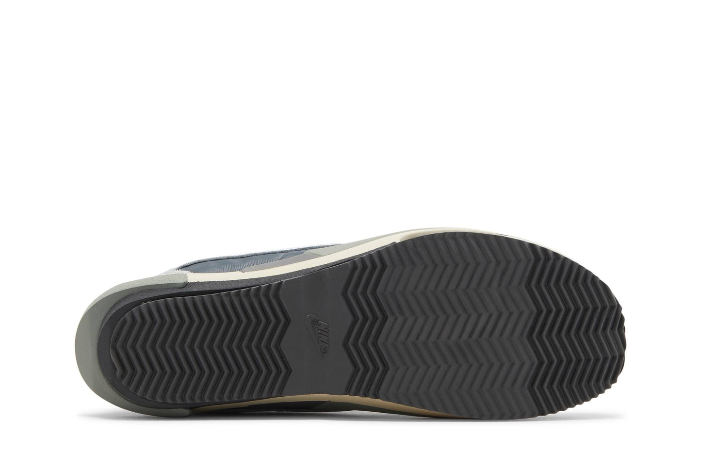 Sacai X Nike Cortez 4.0 'Grey' DQ0581-001