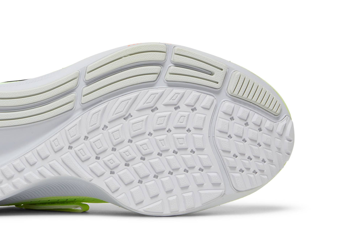 Nike Air Zoom Pegasus 38 FlyEase Extra Wide Barely Volt DA6678-700