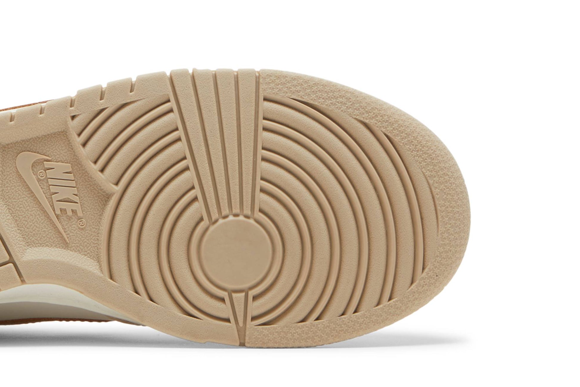 ( Women ) Nike Dunk Low 'Gold Swoosh' DX5930-001