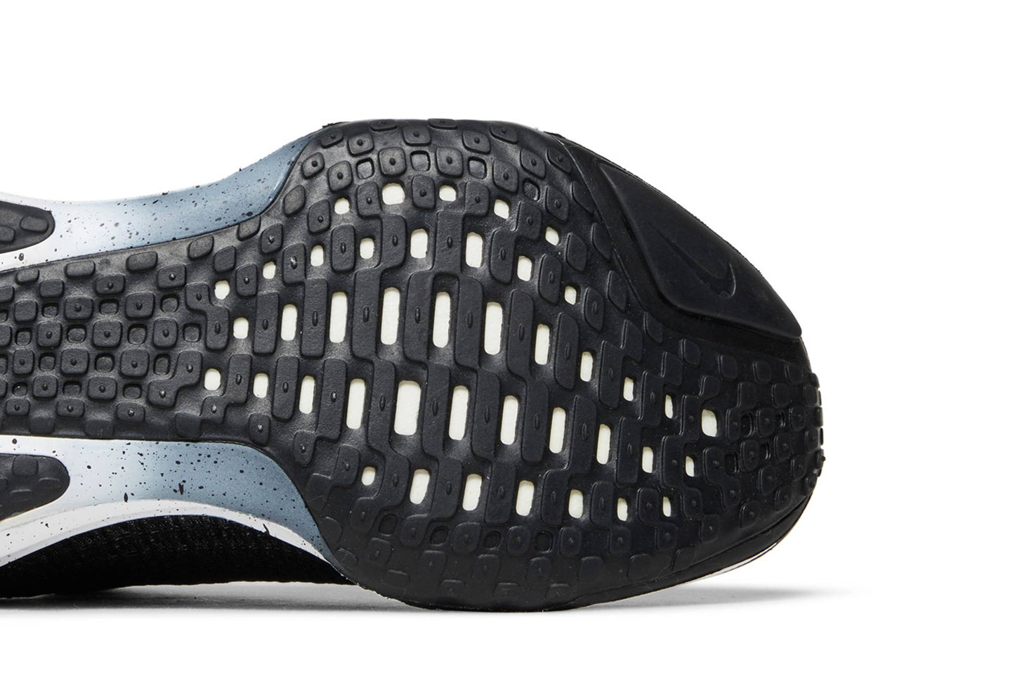 Nike ZoomX Invincible Run Flyknit 3 'Oreo' DR2615-002