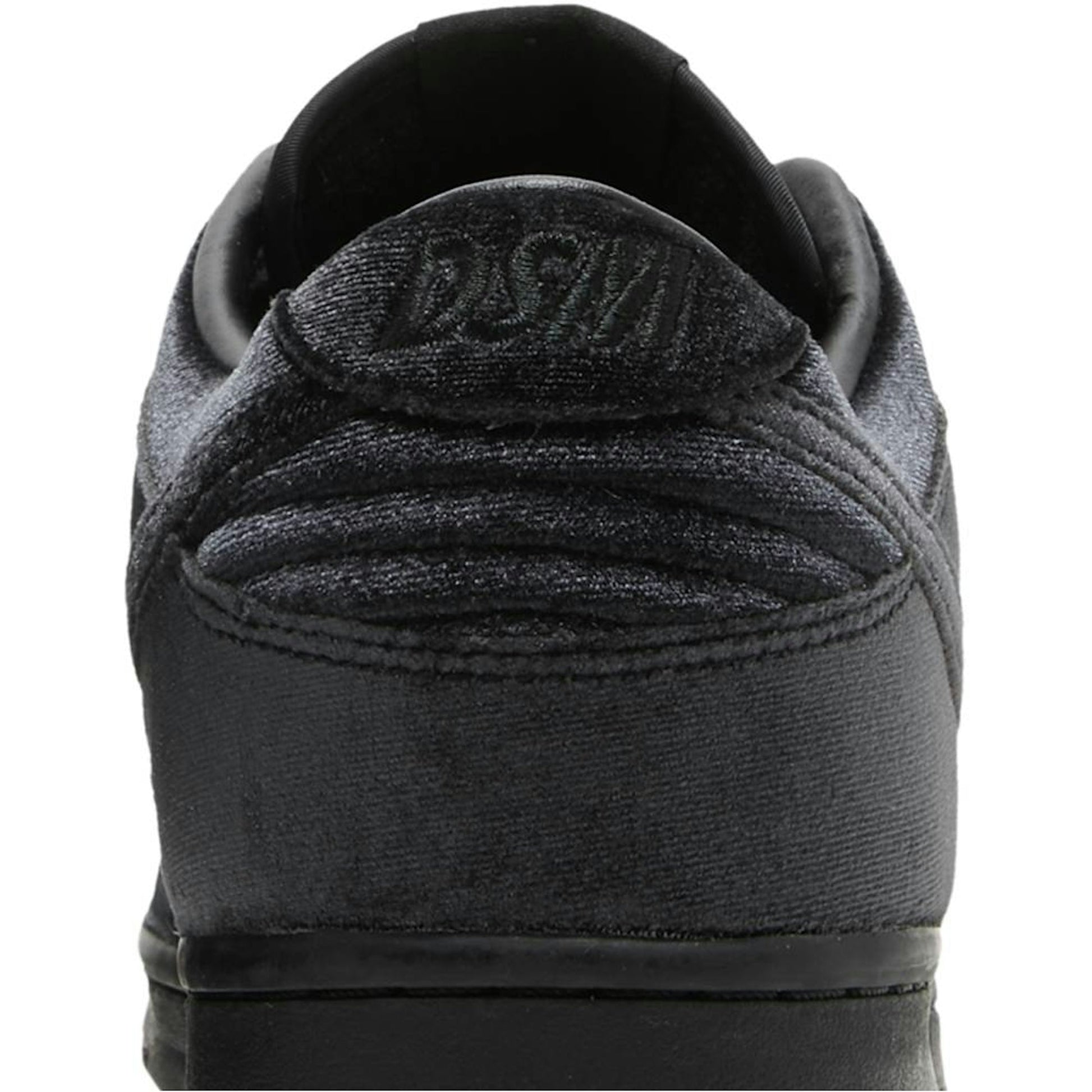 Dover Street Market X Nike Dunk Low 'Triple Black' DH2686-002