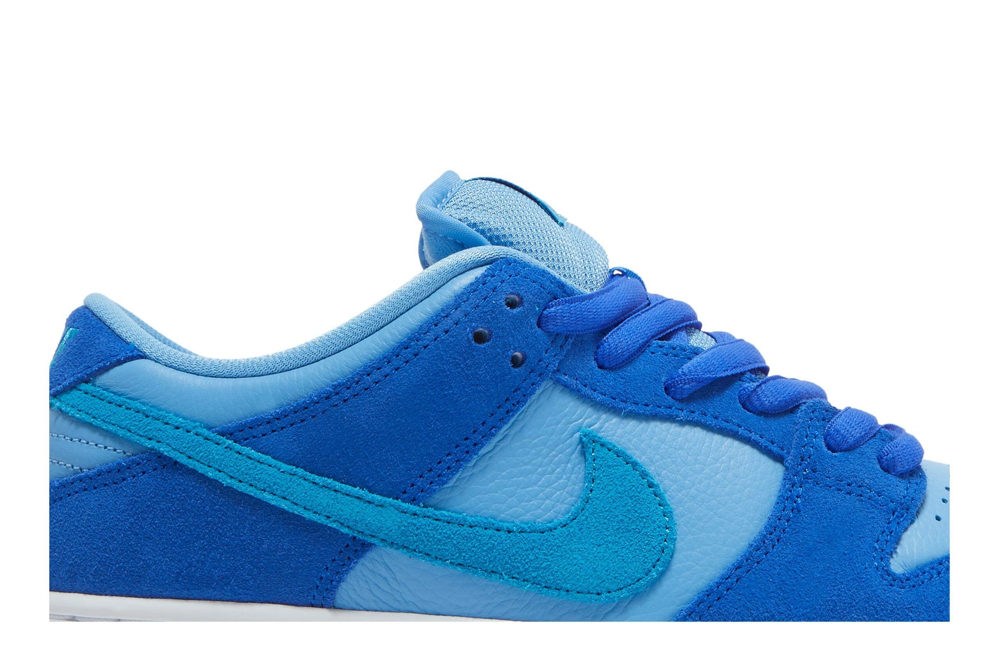 Nike SB Dunk Low Blue Raspberry DM0807-400