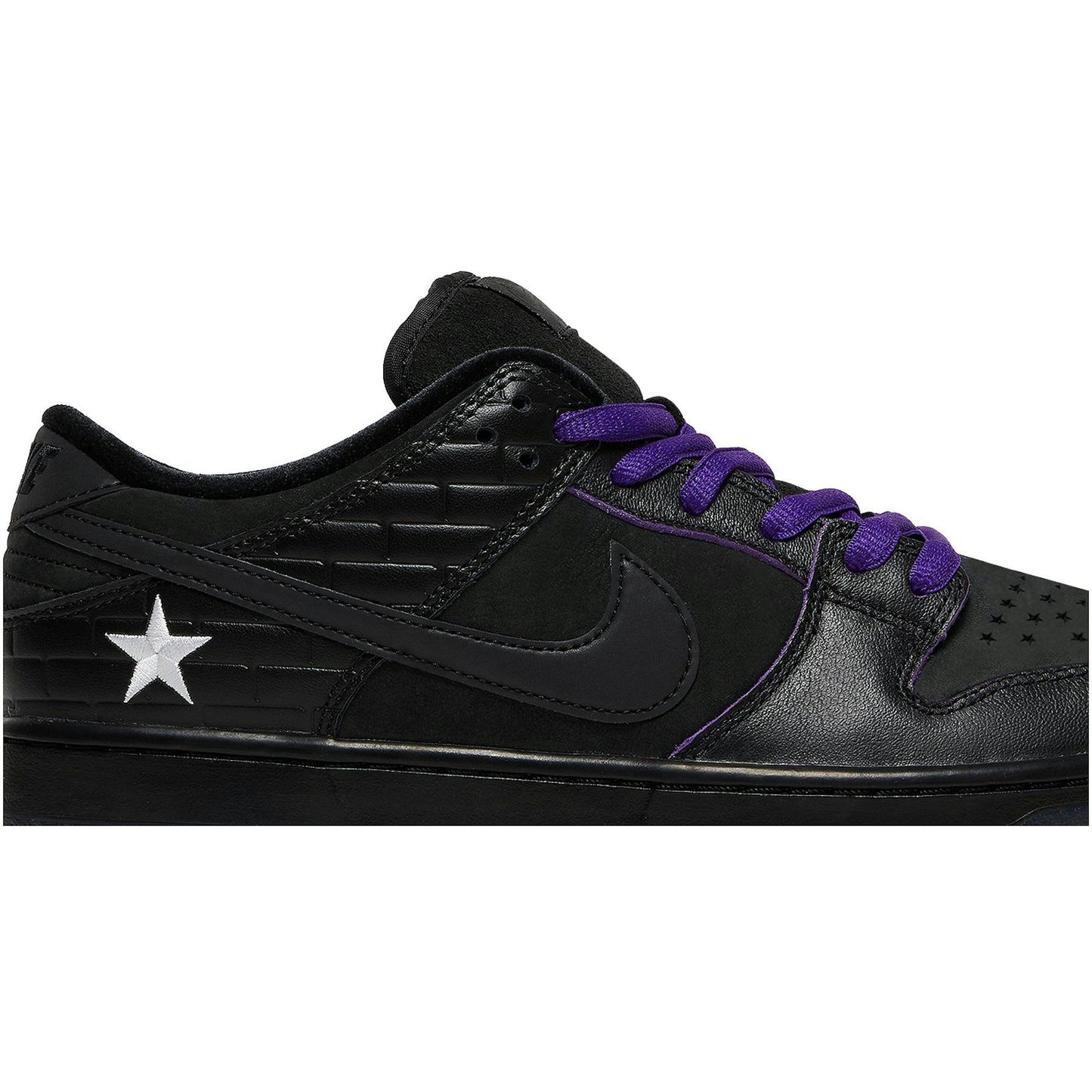 Familia X Nike SB Dunk Low Pro QS First Avenue DJ1159-001