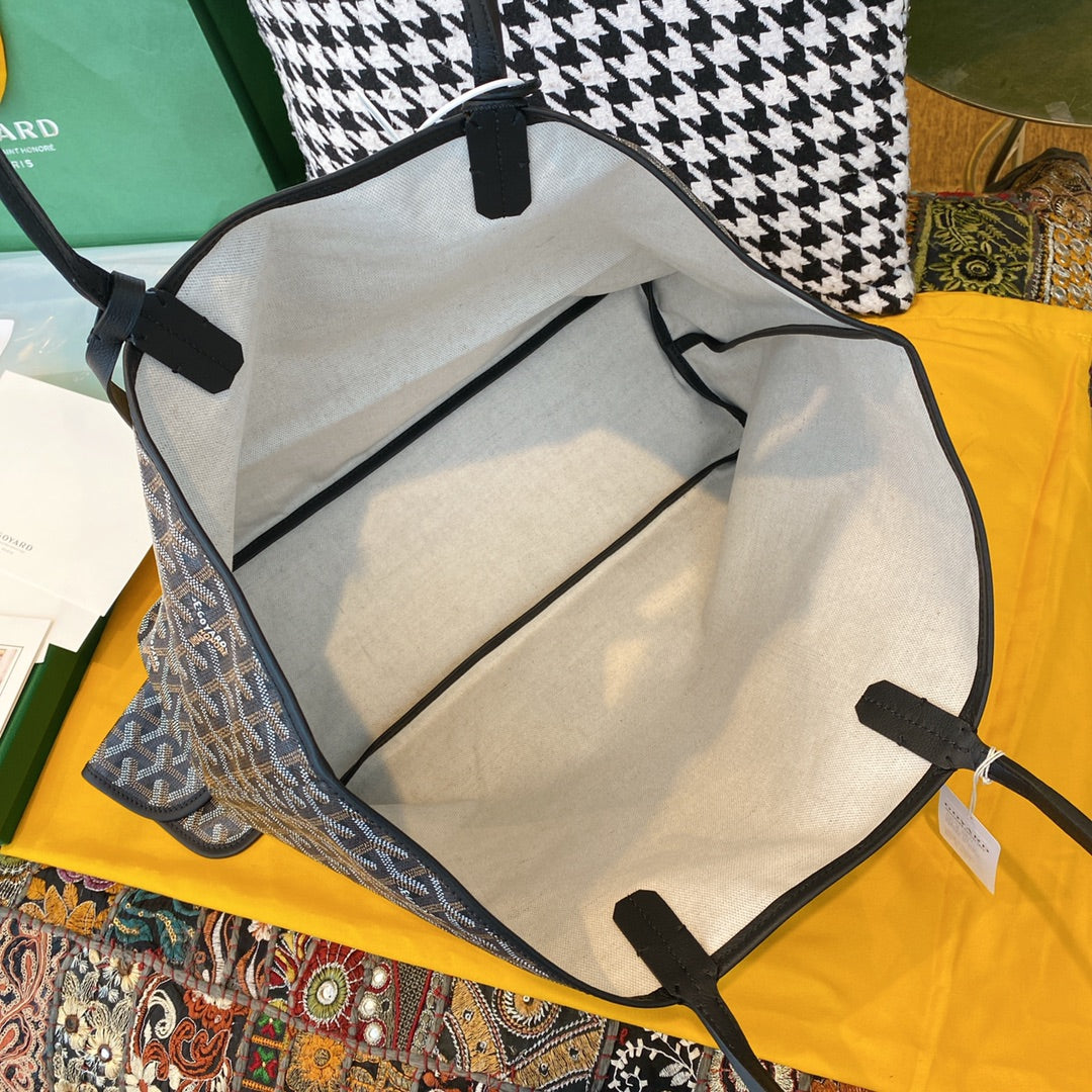 Gogy Classic Chevron Canvas Tote Bag with Cartoon Print and Pouch Set