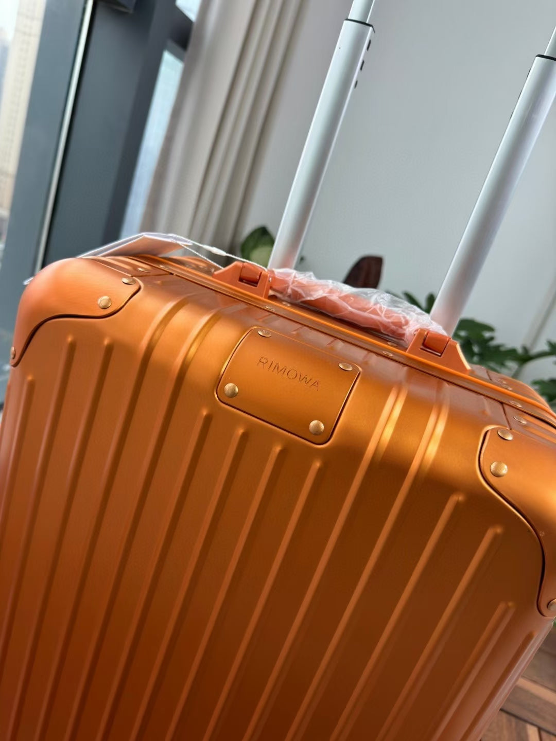 Orange Grooved Hard Shell Spinner Suitcase Travel Luggage