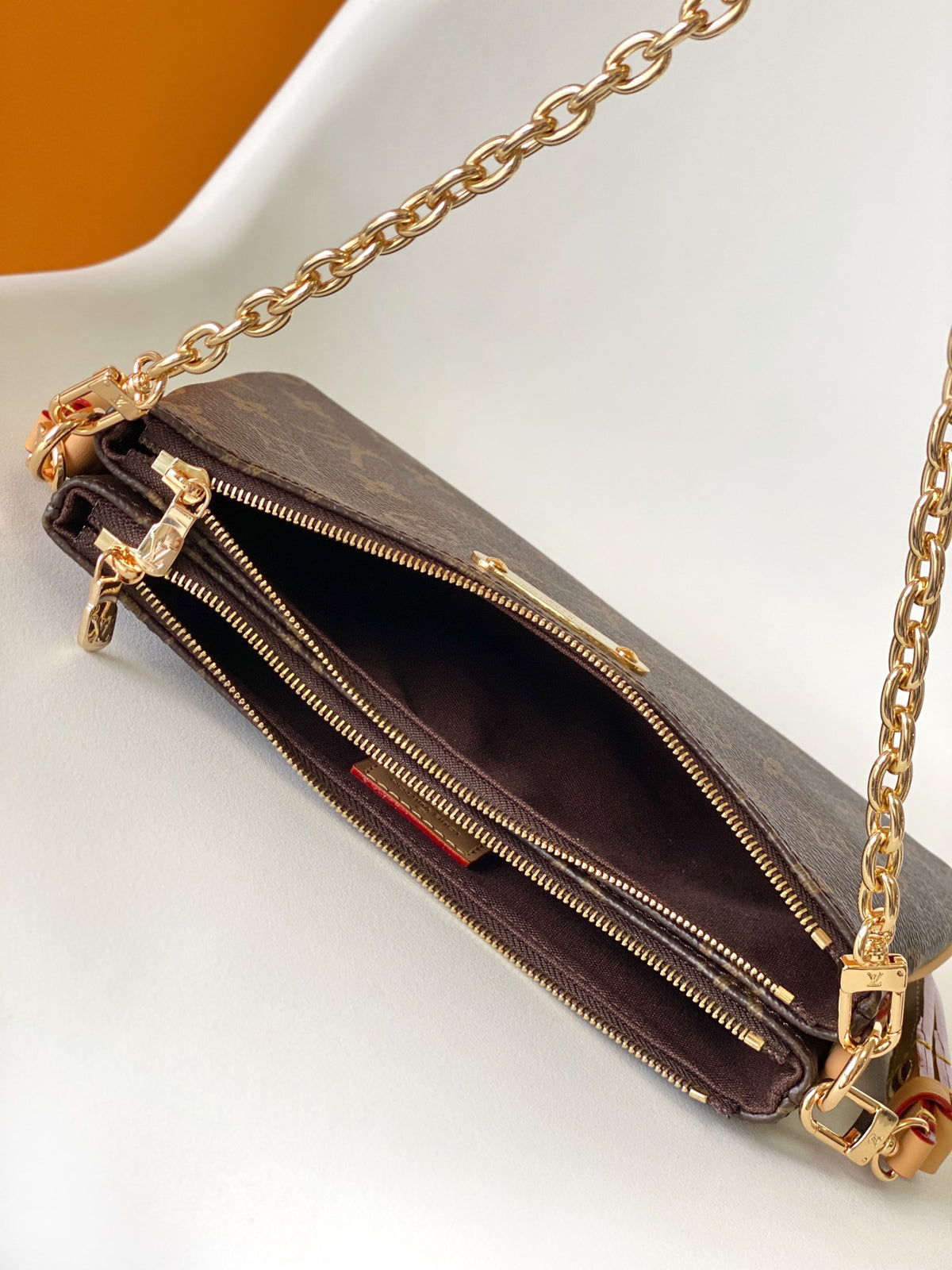 Louis Vuitton Favorite PM Monogram Canvas Crossbody Shoulder Bag