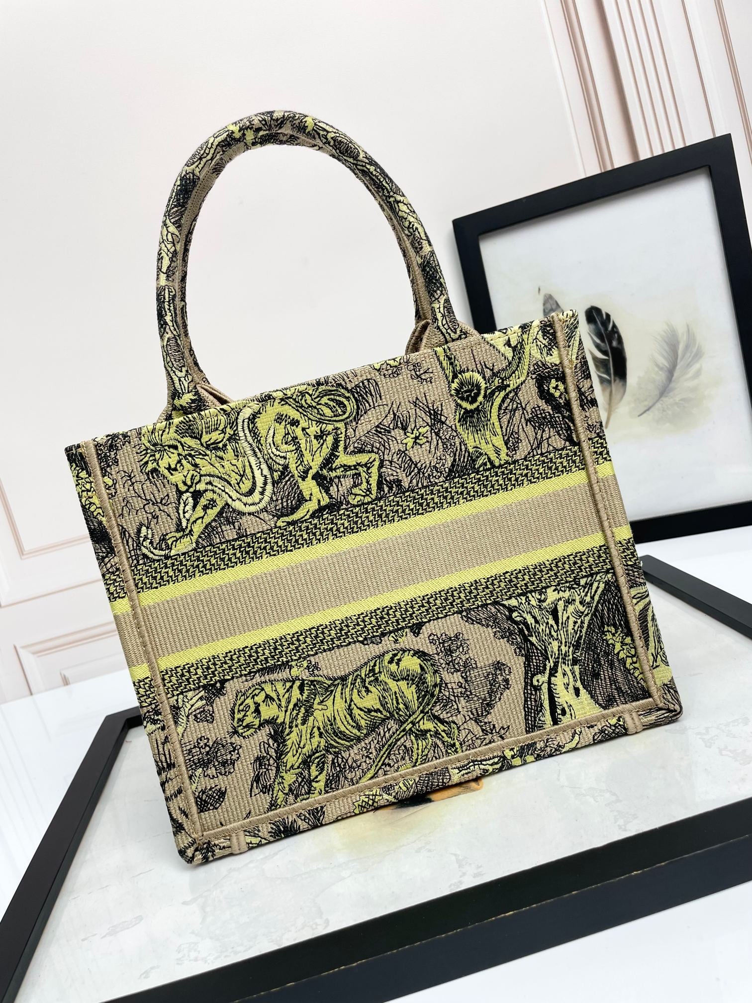 Dior Embroidered Tiger Jungle Canvas Tote Bag Luxury Handbag