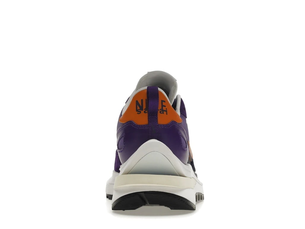 Nike Vaporwaffle Sacai Dark Iris