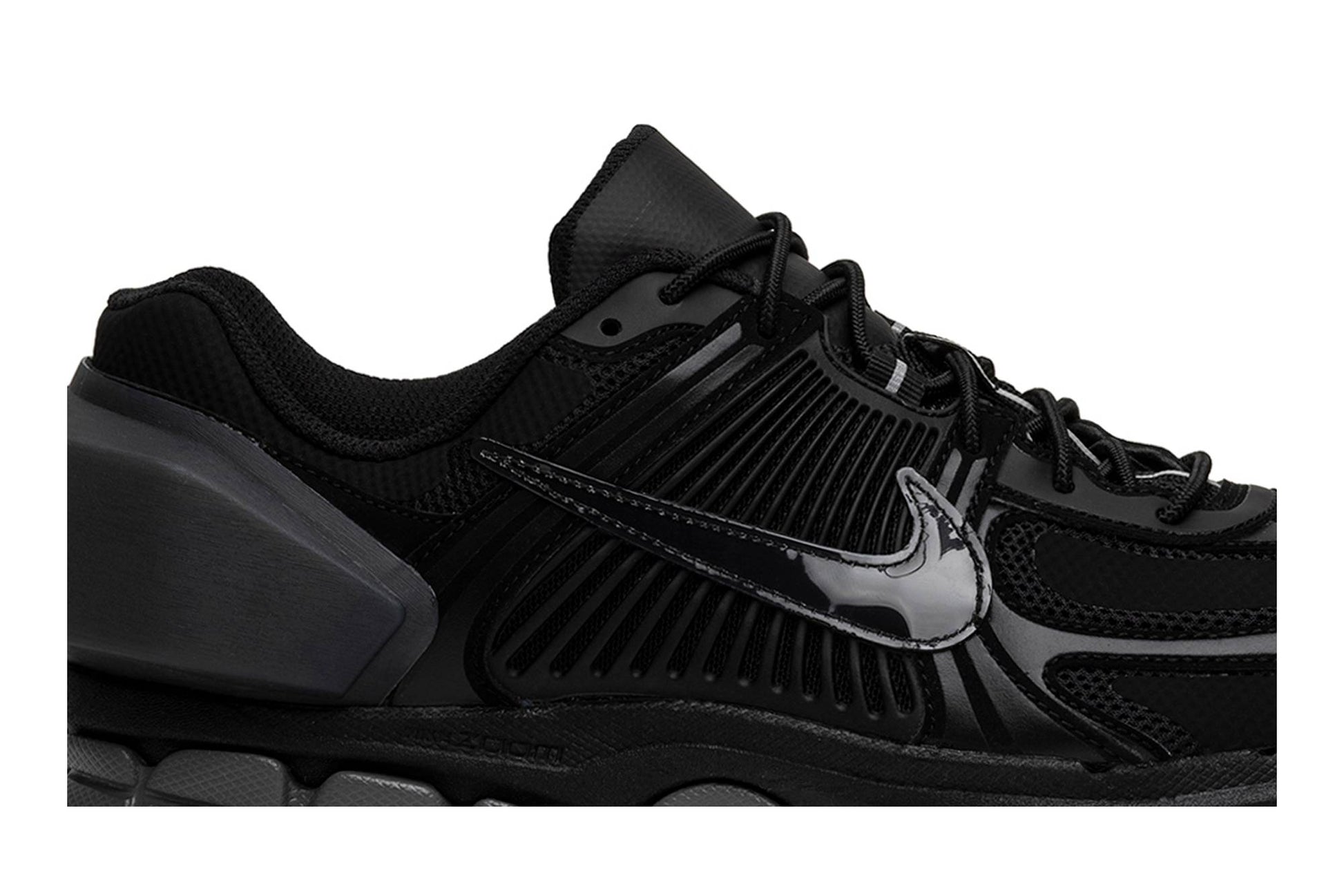A-Cold-Wall* X Nike Air Zoom Vomero 5 Black AT3152-001