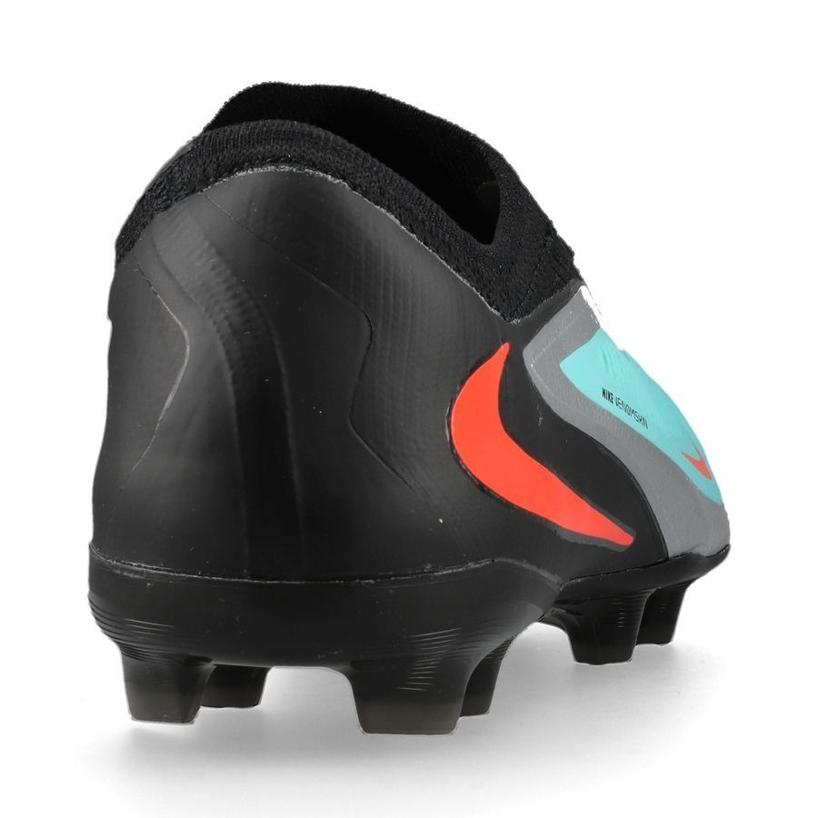 Nike Phantom 6 Low Academy Turf football shoes